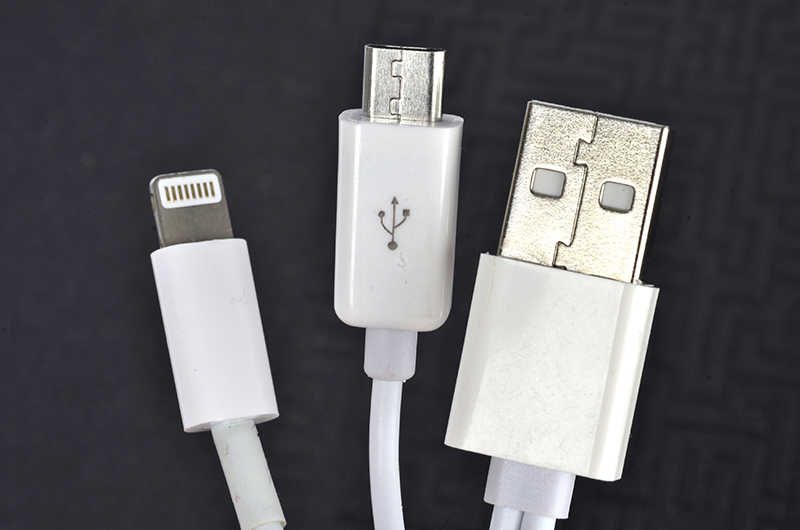 Zore%202%20Uçlu%20Lightning-Micro%20Usb%20Kablo%201M